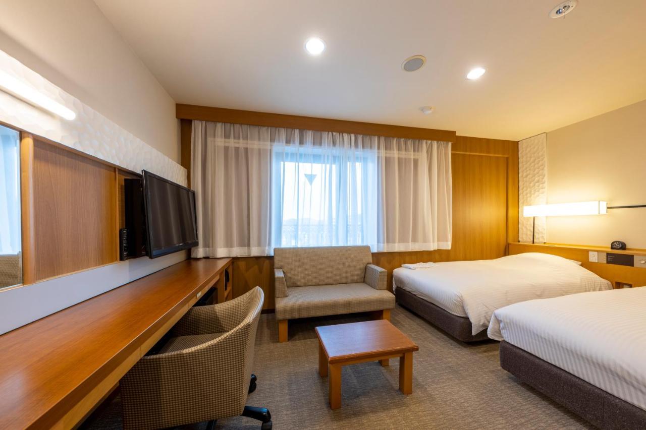 Jr Clement Inn Хімедзі Екстер'єр фото